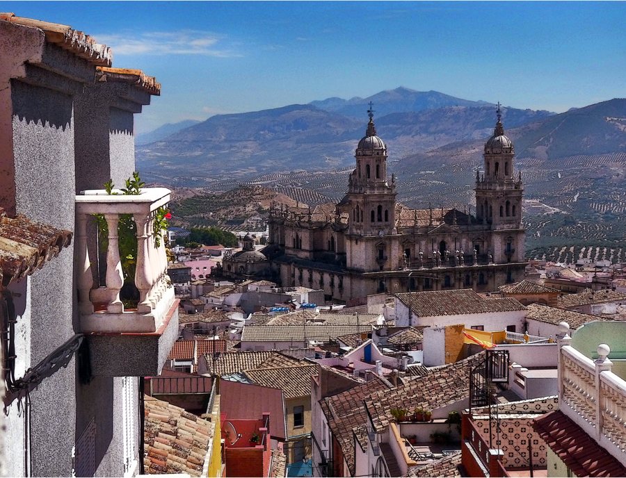 Hauptfassade der Kathedrale von Jaén