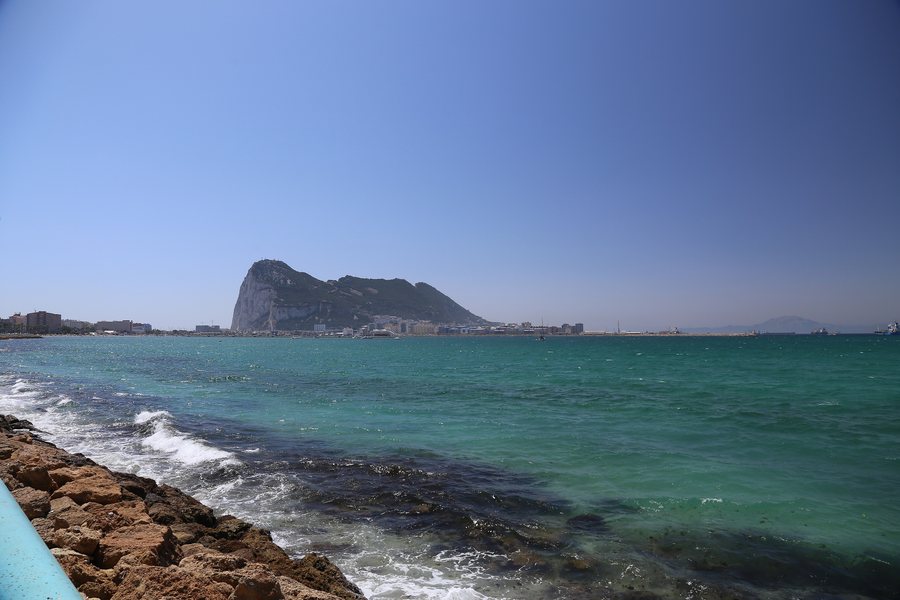 File:Av. de España, 140, 11300 La Línea de la Concepción, Cádiz, Spain - panoramio (1).jpg