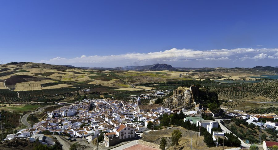 File:Ardales-Calvario.jpg