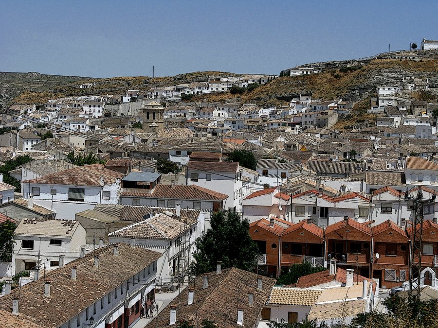 File:View over the Rooftops of Galera, Spain - panoramio.jpg